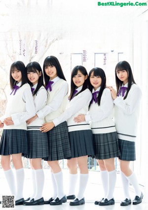 Nogizaka46, Young Magazine 2019 No.22-23 (ヤングマガジン 2019年22-23号)